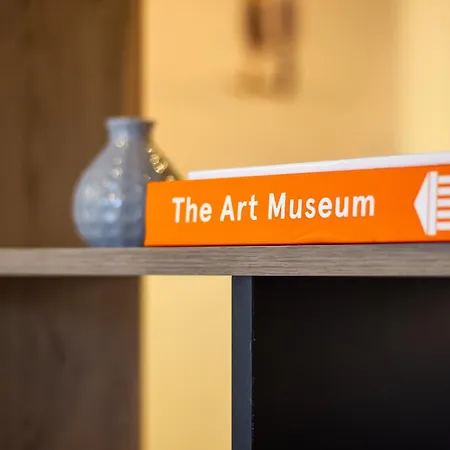 The Next Chapter, Nilie Hospitality Mgmt Apartament Salonic