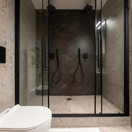 The Next Chapter, Nilie Hospitality Mgmt Apartament